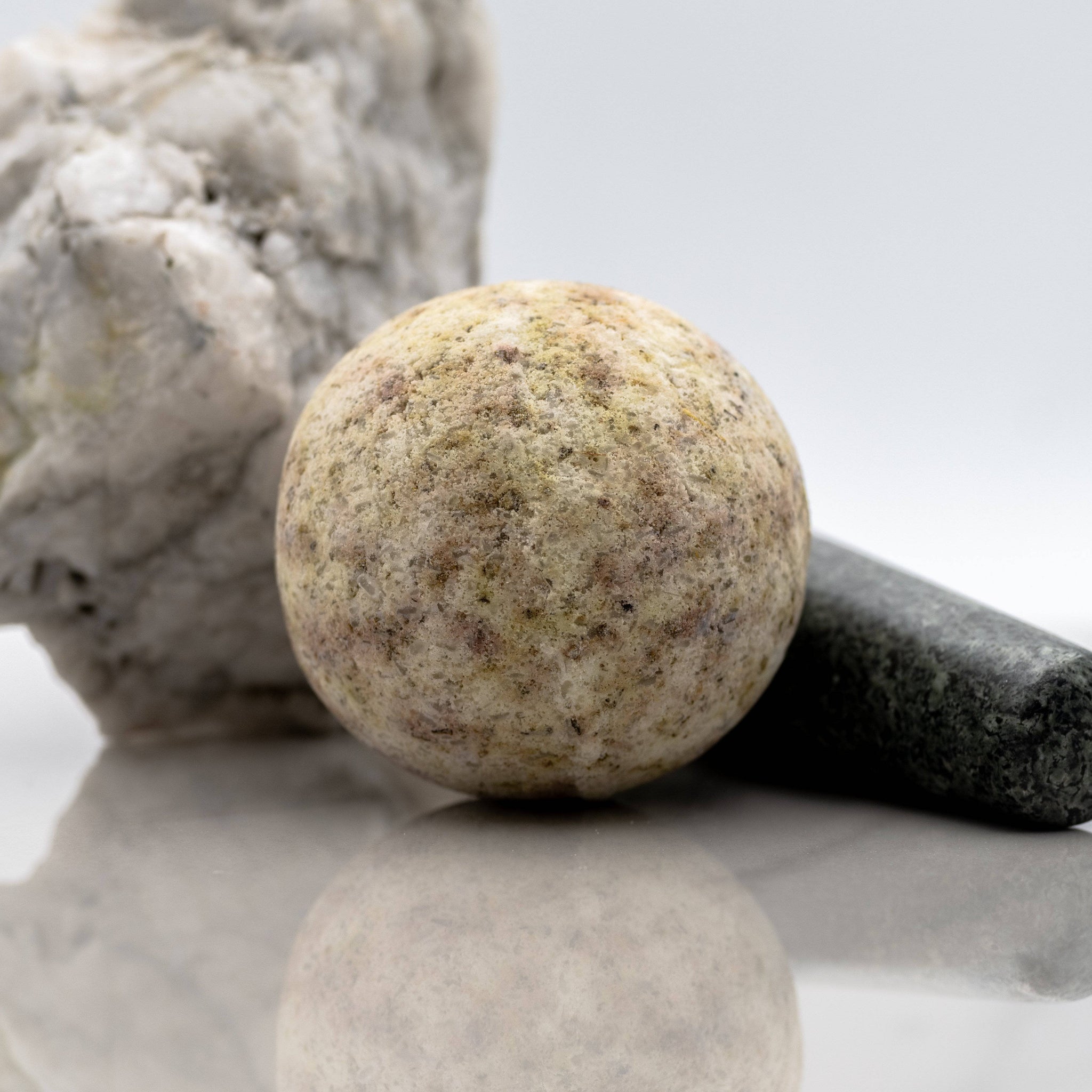 Sage Cleansing Bomb 8cm - Bath Bomb - Clearstone